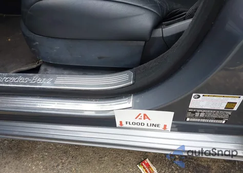 2007 Mercedes-Benz S 550 4Matic из США, поврежденный, VIN WDDNG86XX7A104266